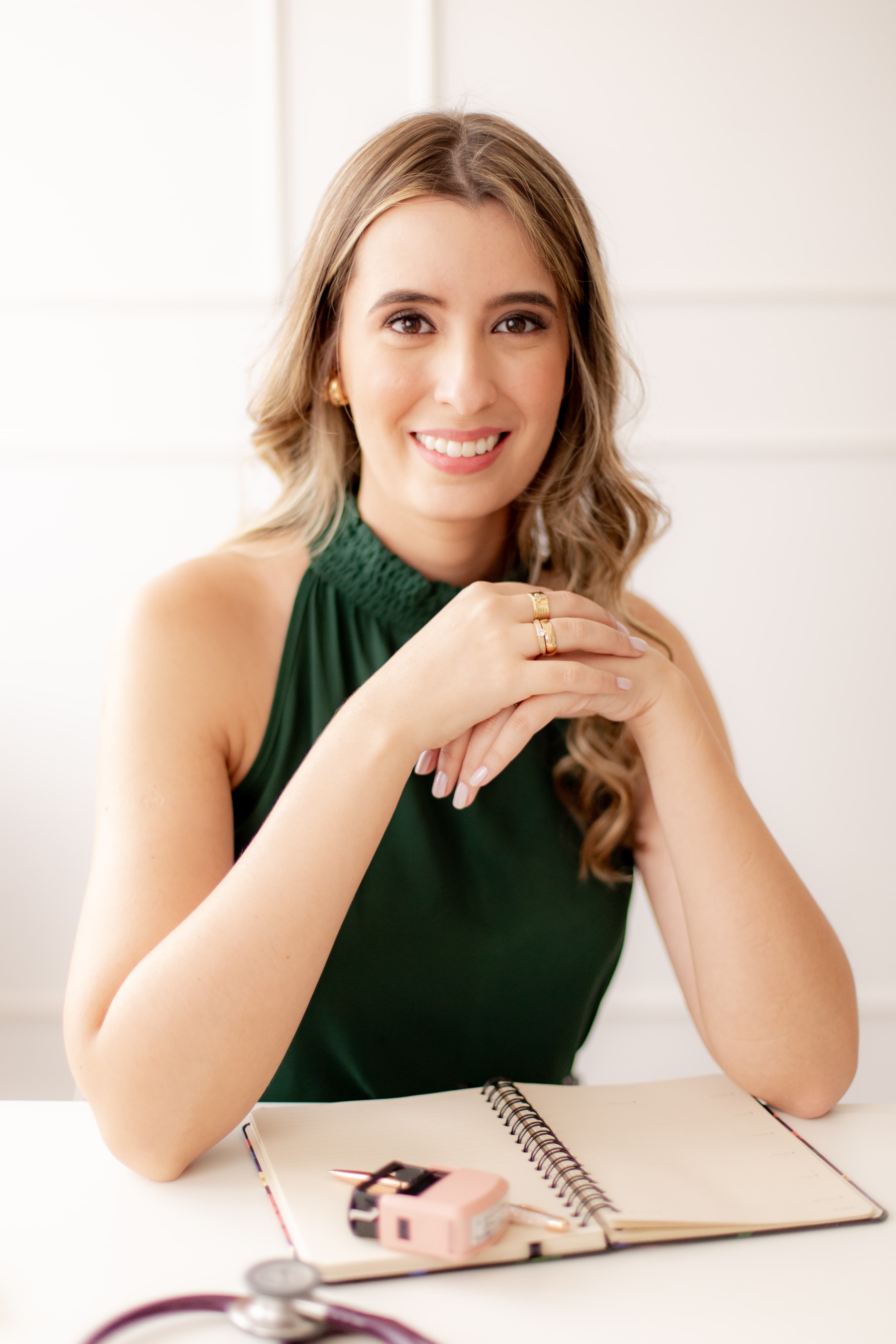 Dra. Camila de Freitas Rodrigues - Médica Geriatra